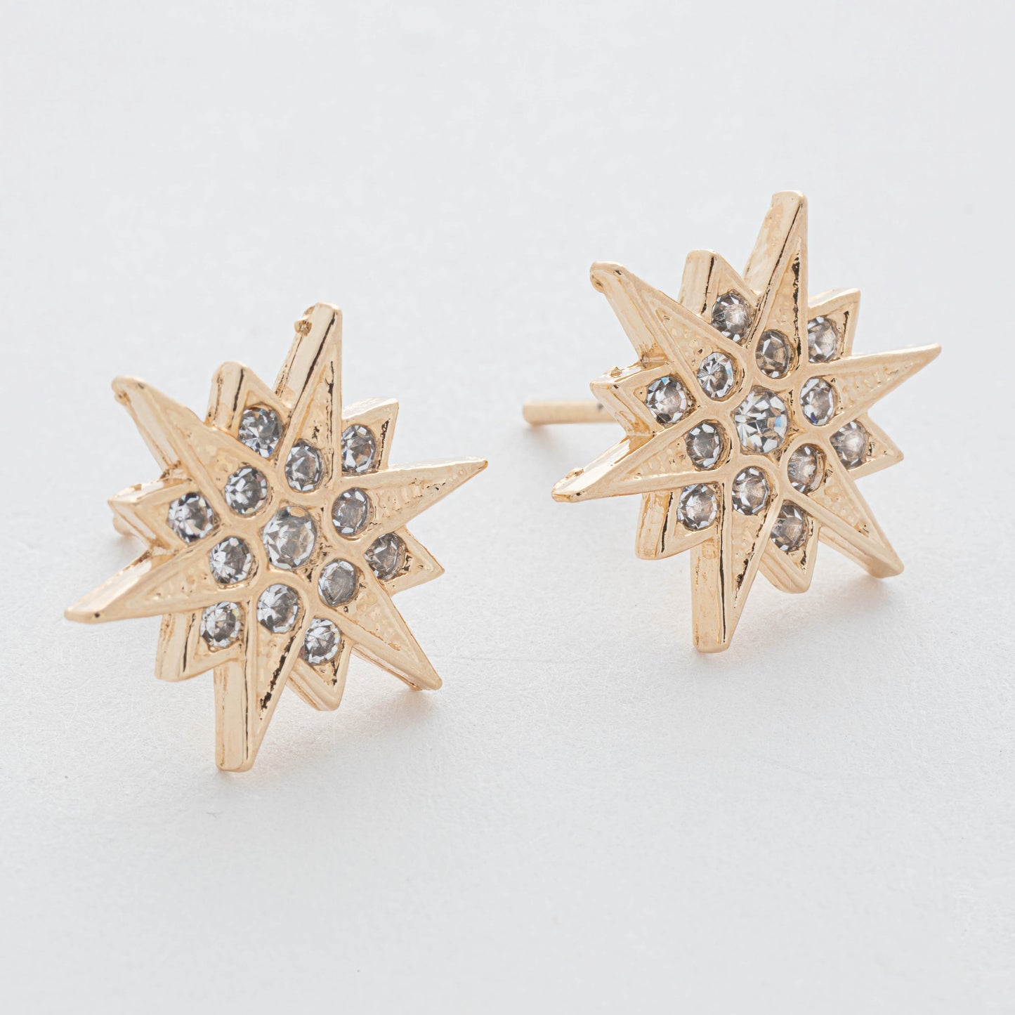 Anahís Star Earrings