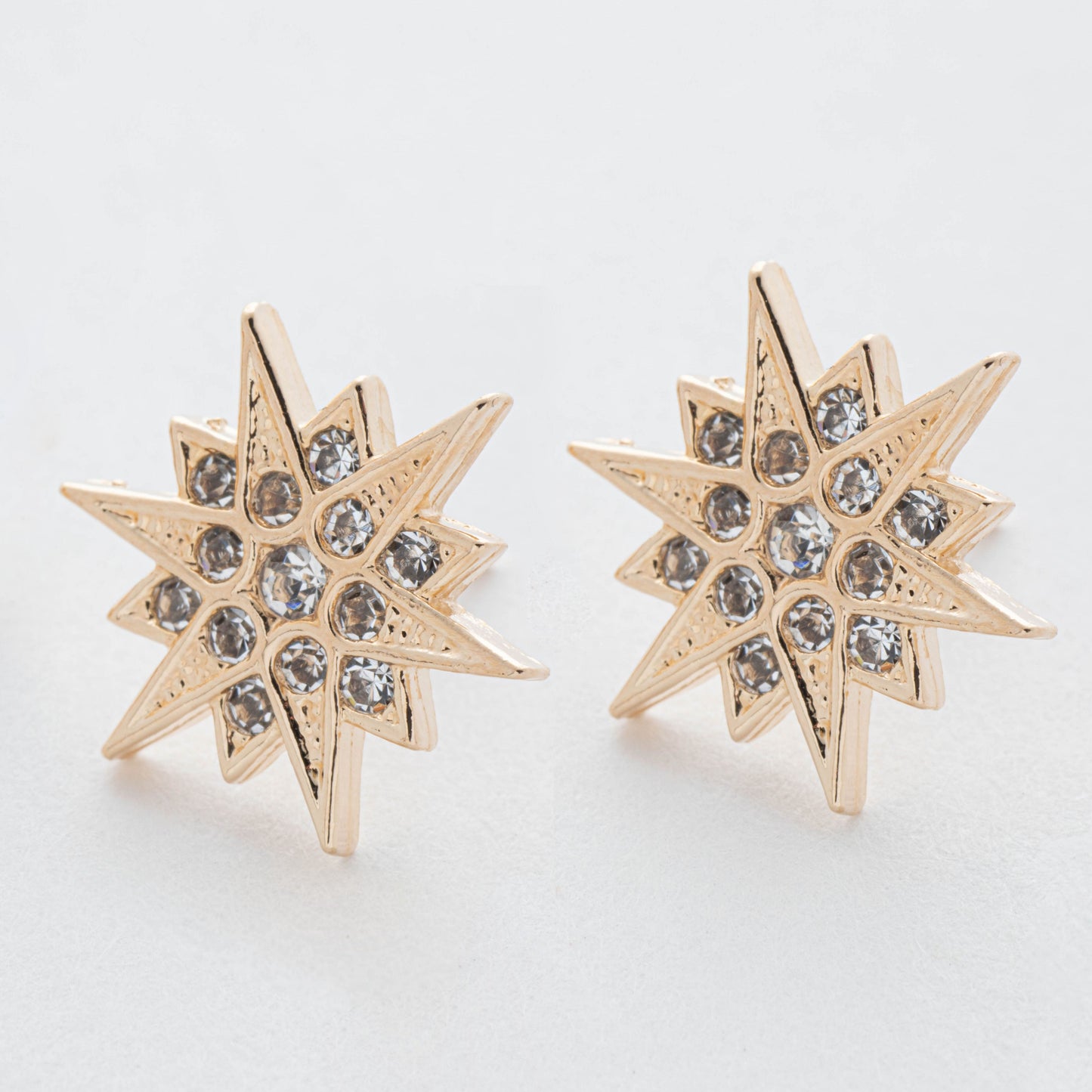 Anahís Star Earrings